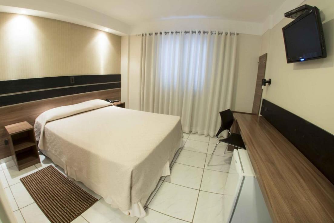 Estoril Hotel Marília Екстериор снимка