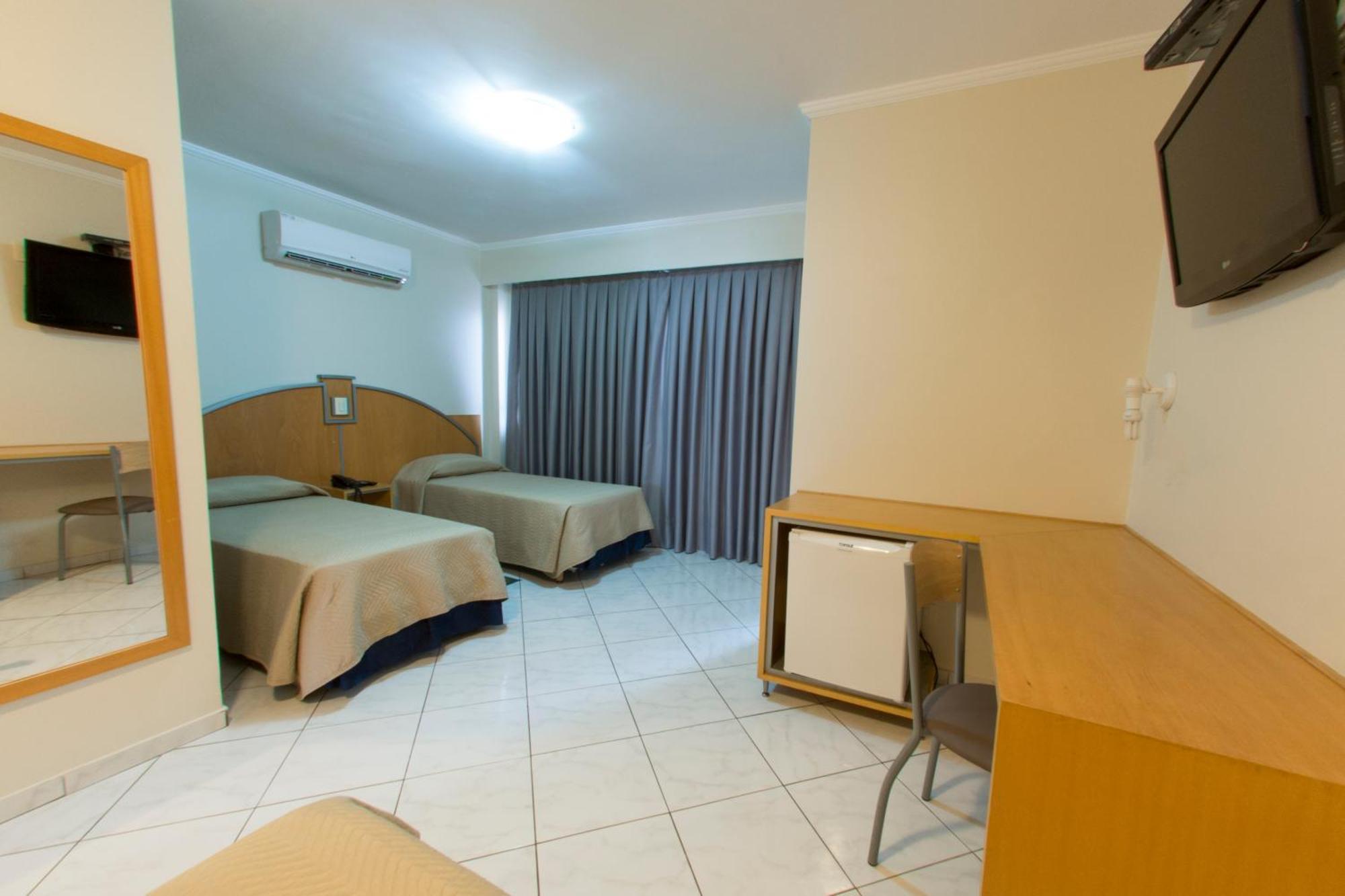 Estoril Hotel Marília Стая снимка