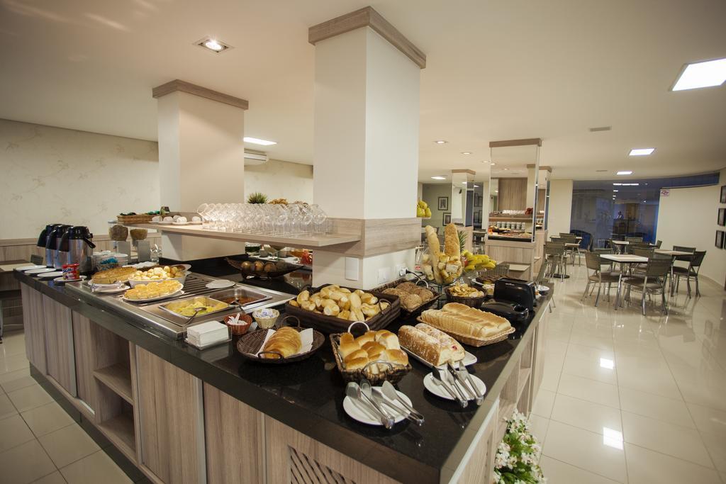 Estoril Hotel Marília Екстериор снимка